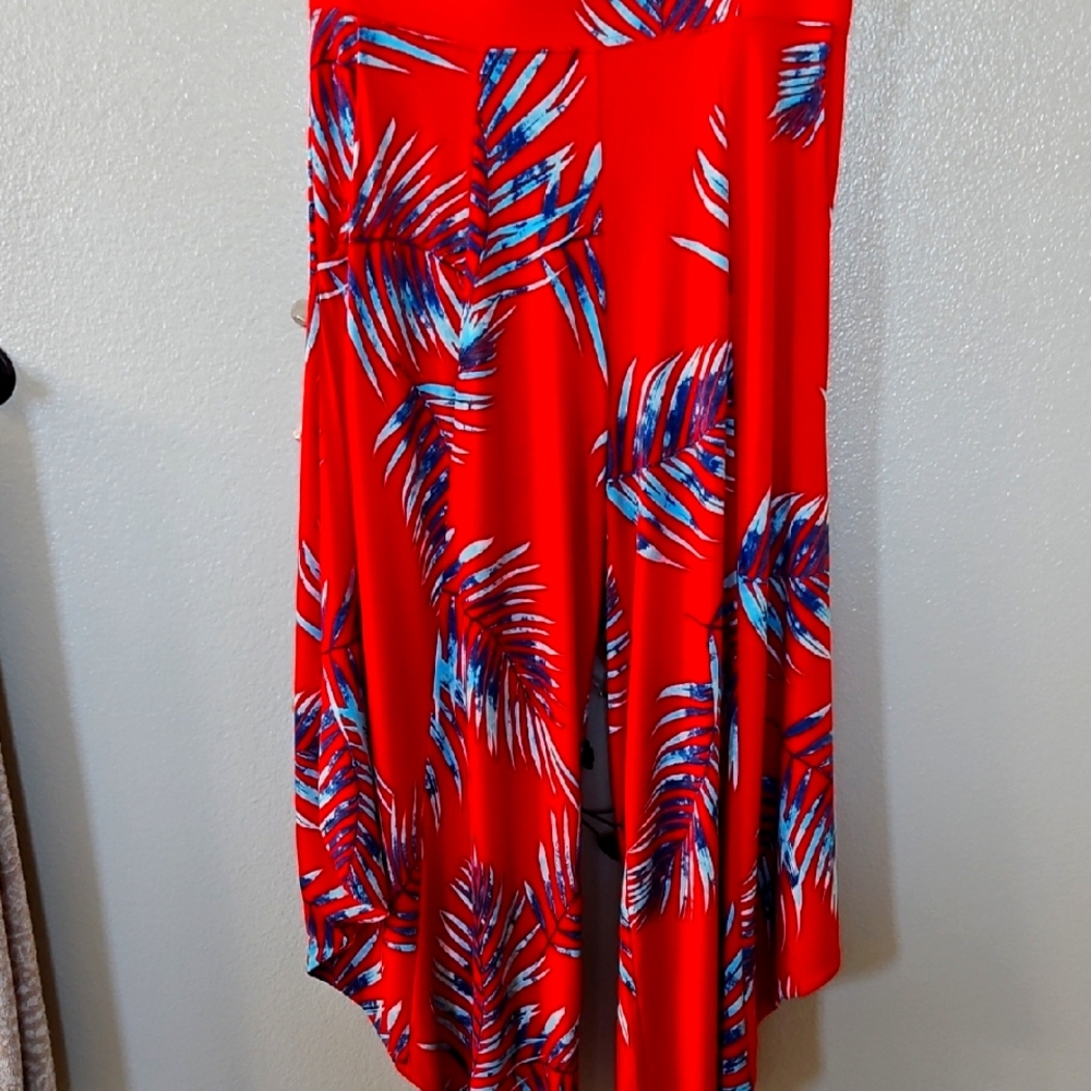 Tropical Red Leaf Print Womens Gaucho Wide leg Pants